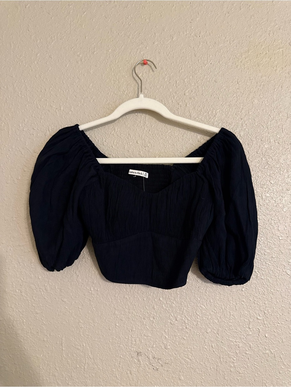 Abercrombie & Fitch — Black Puff Sleeve Square Neck Crop Top